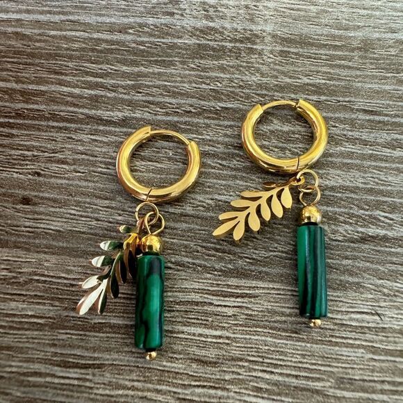 Bohemian wheatāearningāN565 - Picture 2 of 4